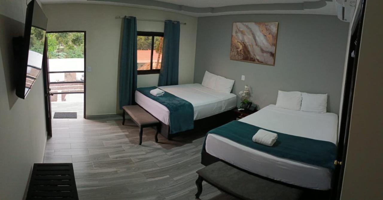 Mi Tierra Hotel Y Restaurante San Luis المظهر الخارجي الصورة