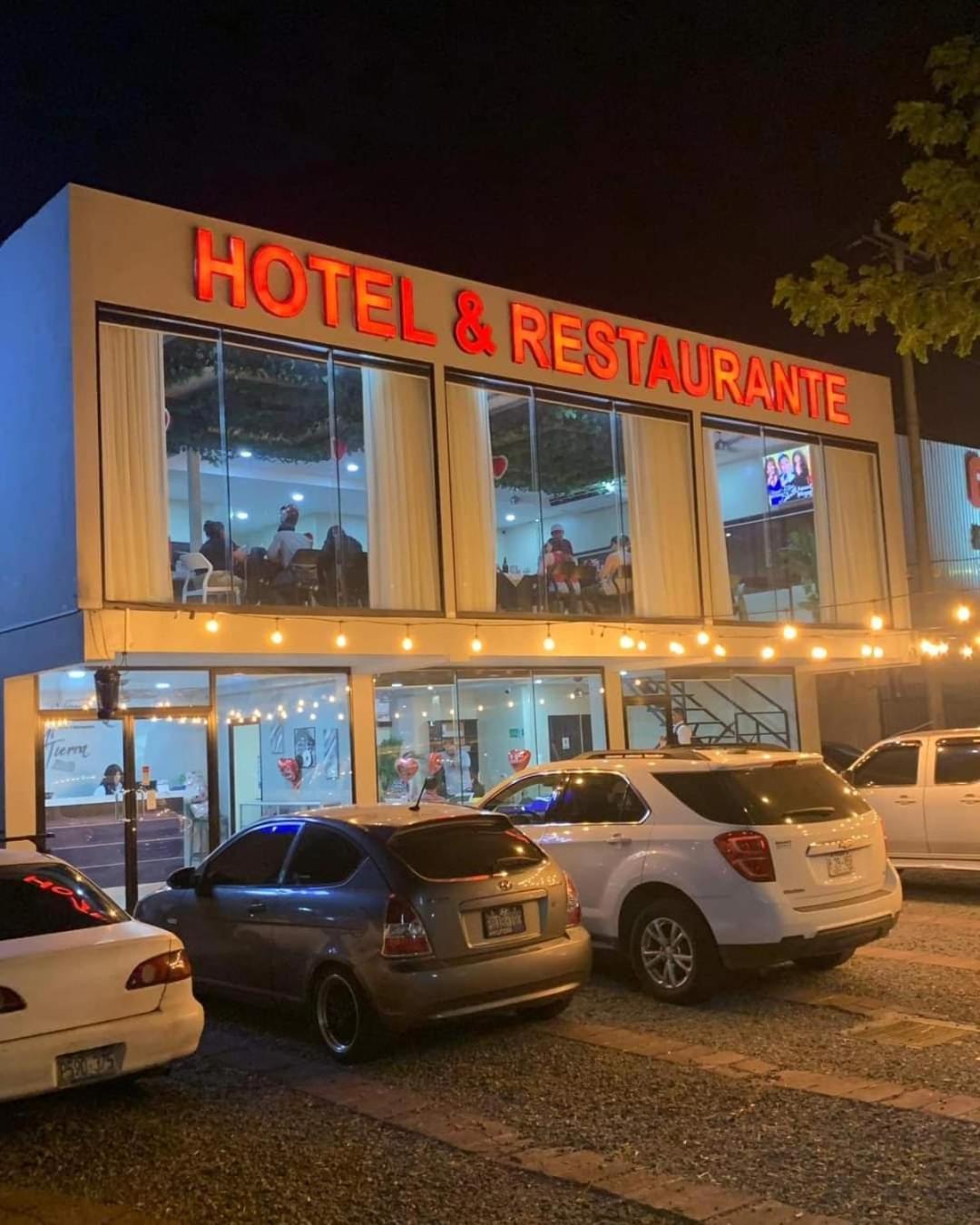 Mi Tierra Hotel Y Restaurante San Luis المظهر الخارجي الصورة