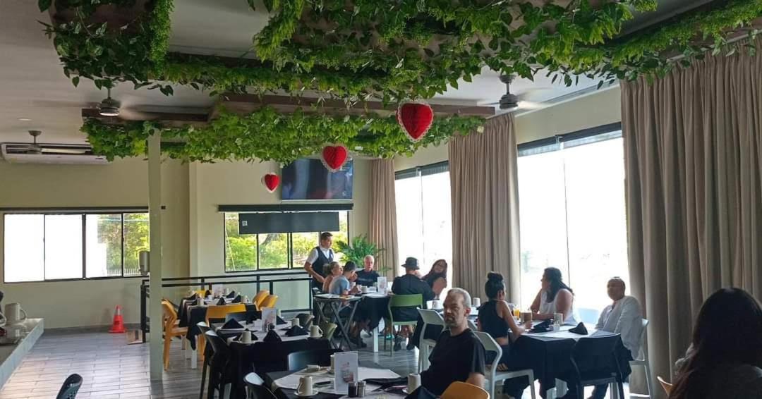 Mi Tierra Hotel Y Restaurante San Luis المظهر الخارجي الصورة